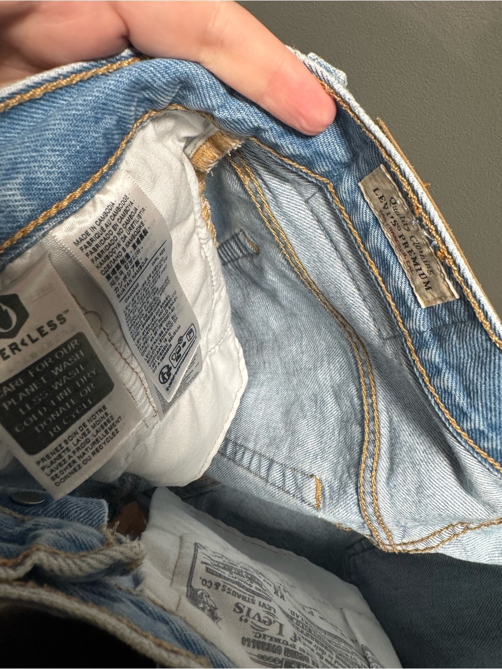 Levi's 501 “Capital E” Light Blue High-Rise Frayed Hem Denim Shorts Waist 28 - Picture 7 of 11